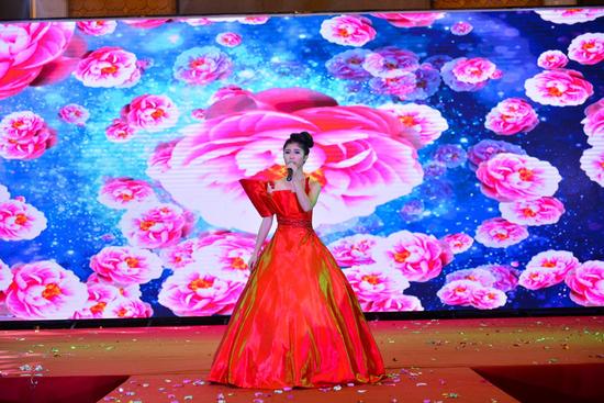 国际权威模特网站models_国际模特_2014国际通信展模特/