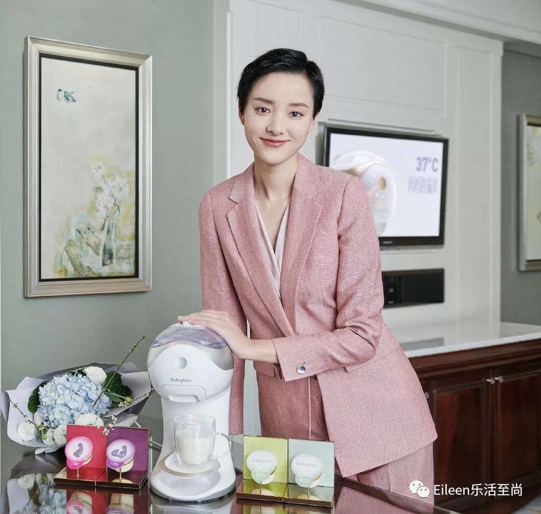 刘雯第一次时装周走秀_刘雯巴黎时装周闭场_刘诗诗