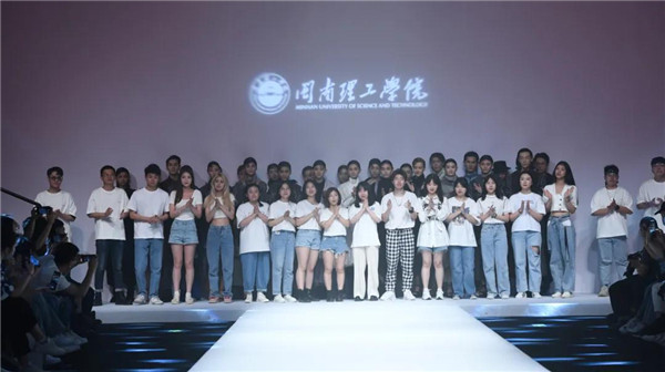 国内时装周排名_时装周有哪些品牌_国内时装周/