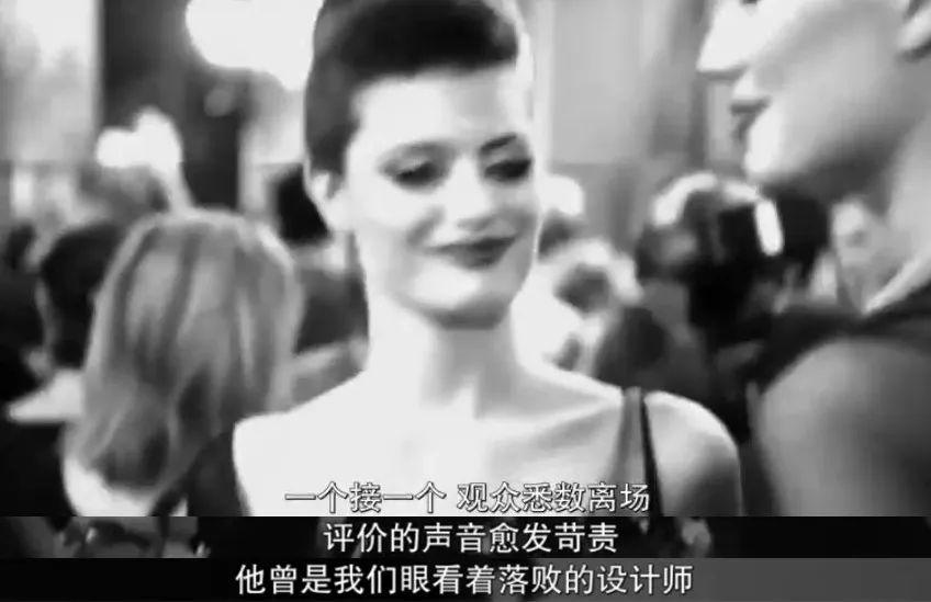 巴黎时装表演周_刘雯巴黎时装周闭场_刘雯巴黎走秀2019/