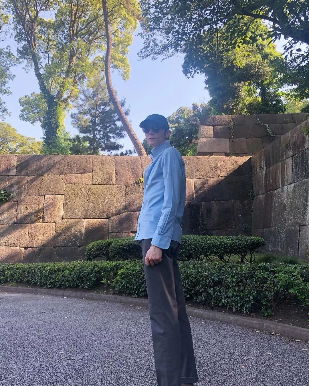 刘雯巴黎时装周闭场_巴黎时装表演周_刘雯巴黎走秀2019/