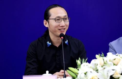 国内时装周_上海时装周与北京时装周_国内时装展会/