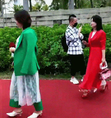 国内时装周排名_时装周上的中国品牌_国内时装周/