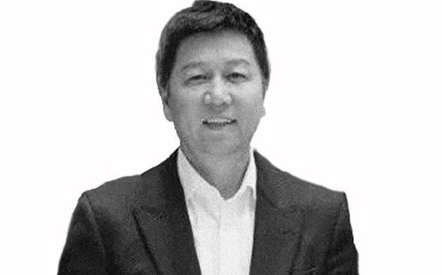 杨幂巴黎时装周_杨幂参加时装周的搭配_杨幂时装周2019图片/