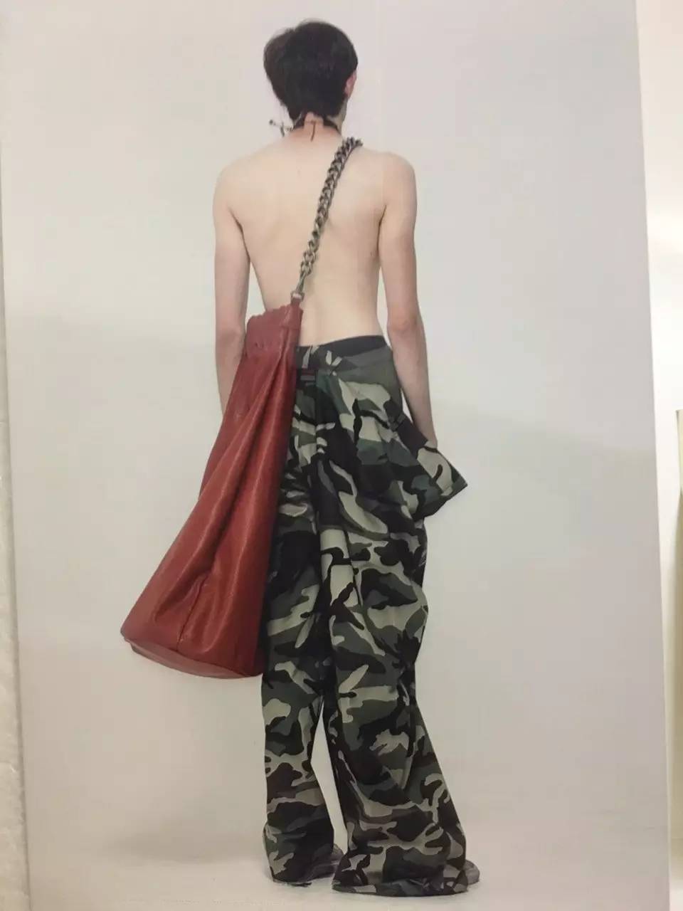 伦敦时装周品牌名单_伦敦时装周_伦敦时装周介绍