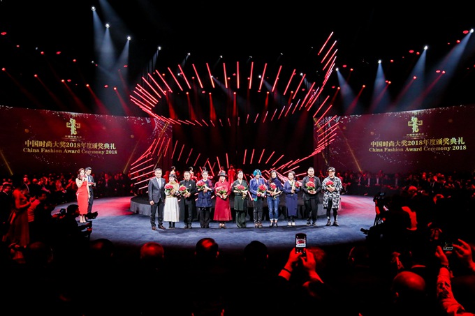时装周上的中国品牌_国内时装周_国内时装周排名